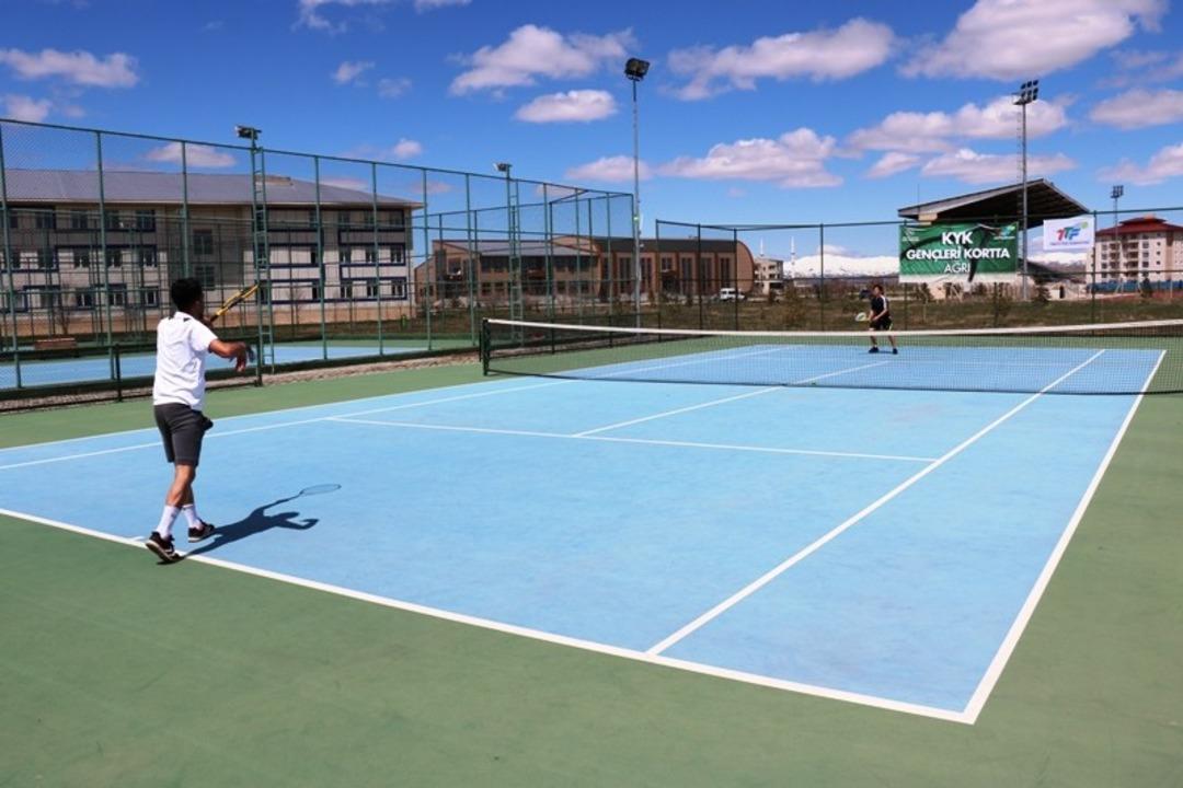 &ldquo;KYK Gen&ccedil;leri Kortta&rdquo; projesi Ağrı&rsquo;da başladı