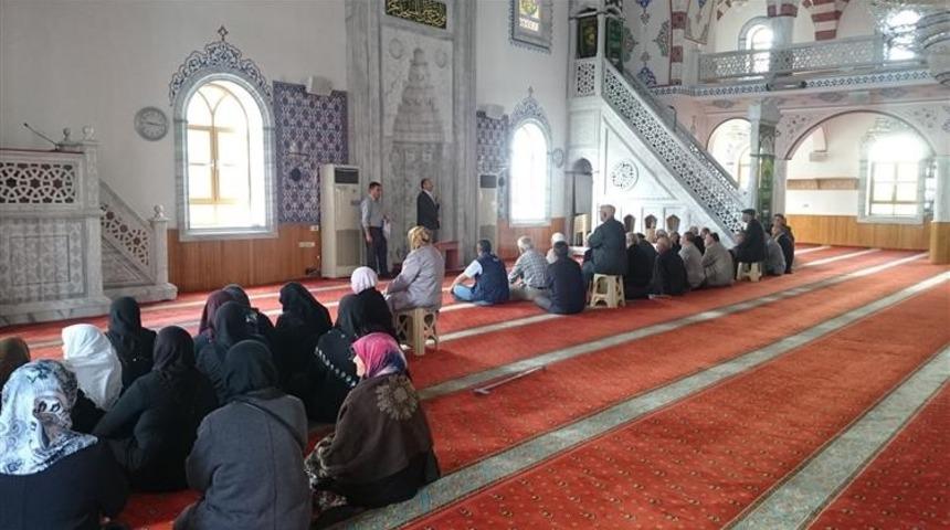 Kulu&rsquo;da hacı adaylarına seminer