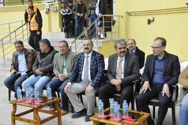 Selçuk’ta “26’ncı Spor Şenliği” başladı