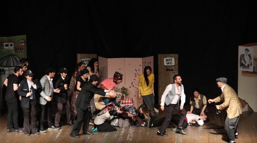 &lsquo;Keşanlı Ali Destanı&rsquo; tiyatro oyunu Kartal&rsquo;da sahnelendi