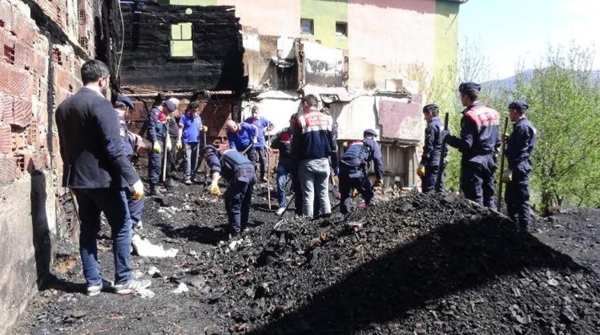 Sinop&rsquo;taki ev yangını