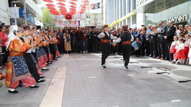 Çocuklar Şemsiye sokakta bayramlarını coşku ile kutladı G5