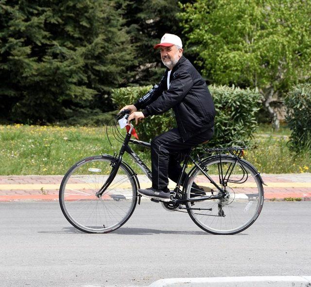 OMÜ 100. yıl anısına pedalladı