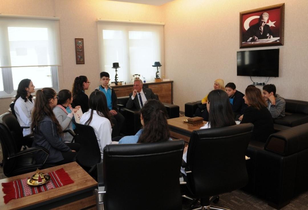 23 Nisan Ulusal Egemenlik Ve &Ccedil;ocuk Bayramı