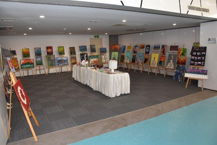 BALMEK’in yıl sonu sergisi açıldı G3