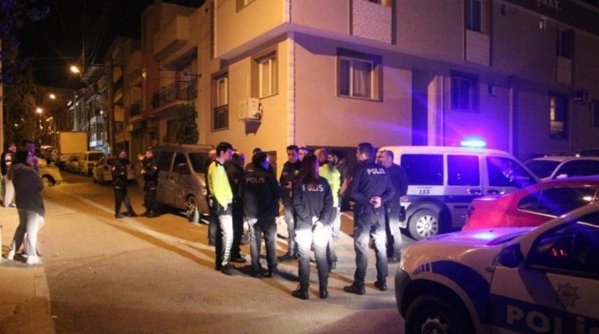 Başka bir erkekle mesajlaştığını sandığı eşini öldürdü!