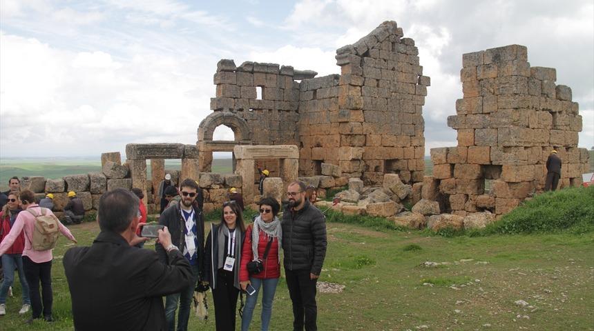 Belgesellere konu olan Zerzevan Kalesi 