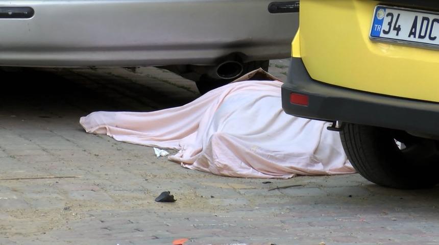 Bağcılar'da 6. kattan düşen kişi hayatını kaybetti