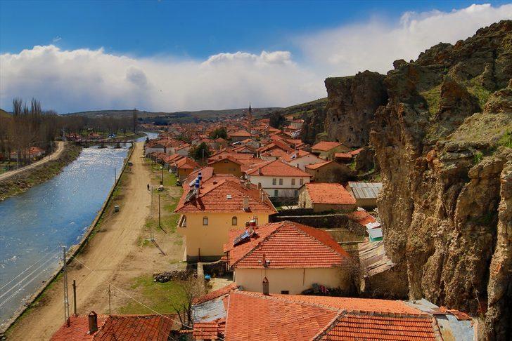 Sakaeli Kaya Mezarları ziyaretçilerini bekliyor G2