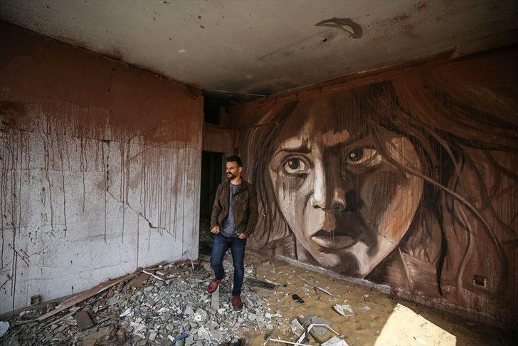 Gazze'de enkazlar arasındaki sıra dışı sergi   G5