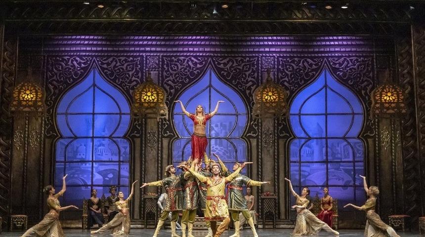 Antalya DOB, Şehrazat Belesiyle d&uuml;nya pr&ouml;miyerine imza atıyor