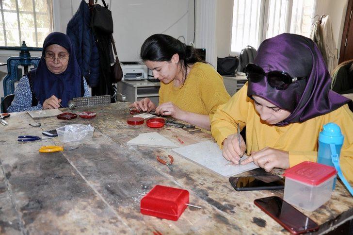 Telkari sanatı Kızıltepeli kadınların ellerinde şekilleniyor G4