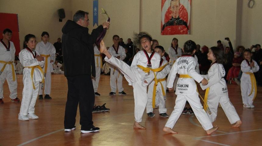 Beyşehir’de tekvando kuşak terfi sınavı heyecanı