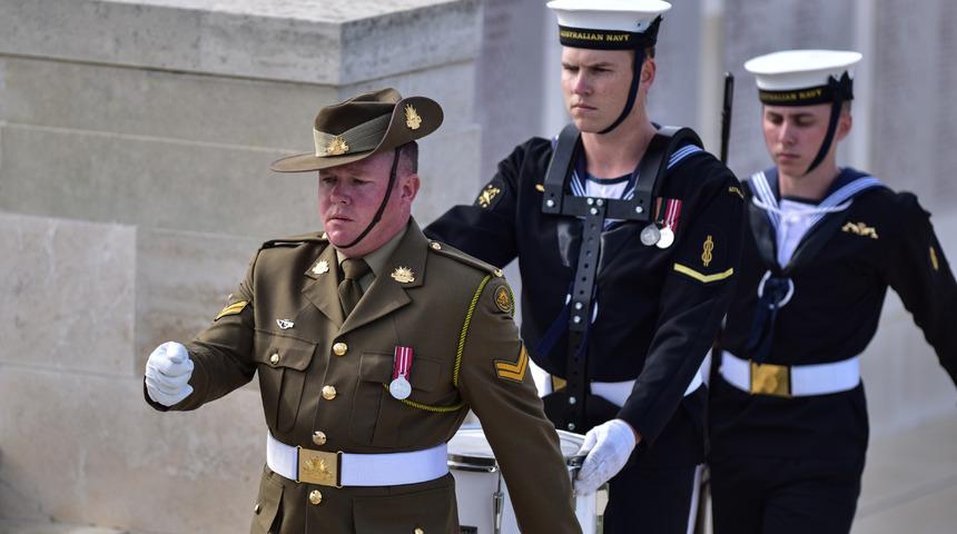 Anzaklar, Şafak Ayini&rsquo;nde atalarını andı (2)