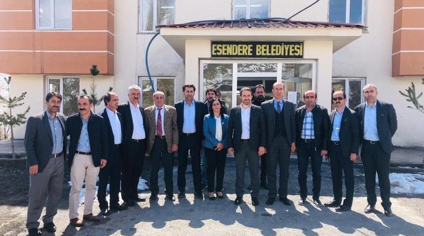 Başkan G&uuml;r, Esender&rsquo;de ziyaretlerde bulundu