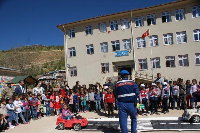 Çermik’te 5 bin 238 öğrenciye trafik eğitimi verildi