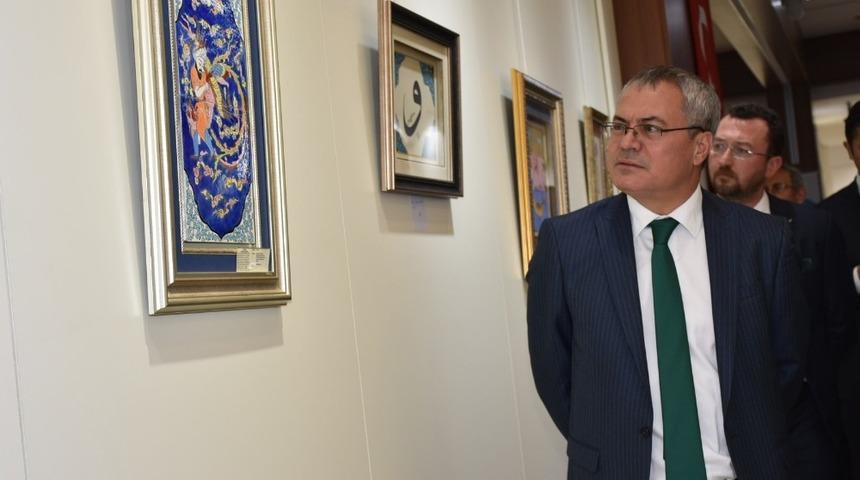 Vali Deniz, Klasik T&uuml;rk Sanatları sergisi a&ccedil;ılışına katıldı