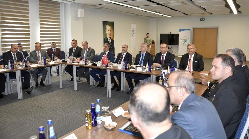 D&uuml;zensiz G&ouml;&ccedil;e Y&ouml;nelik Koordinasyon Kurulu toplantısı