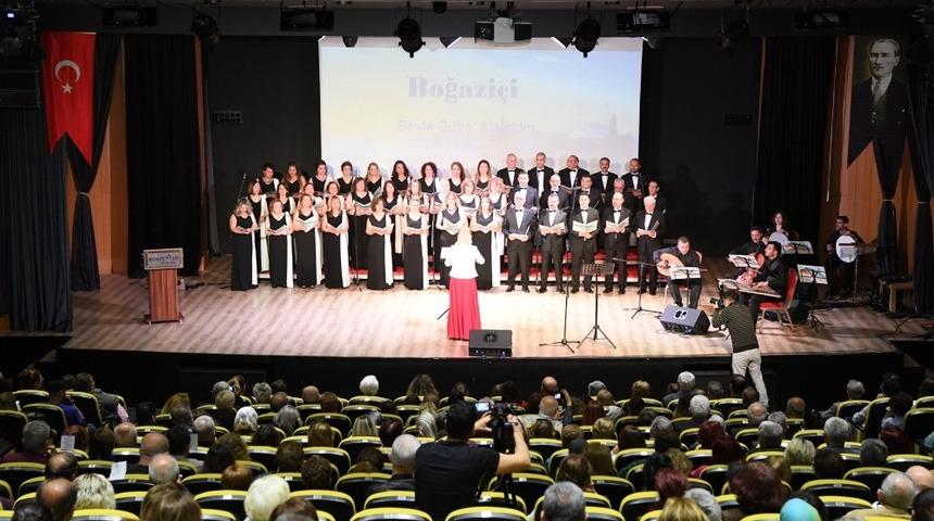 Konyaaltı T&uuml;rk Sanat M&uuml;ziği Korosundan konser