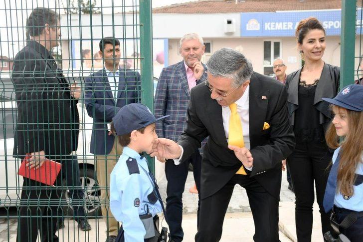 Anaokulu öğrencilerine trafik eğitimi G3