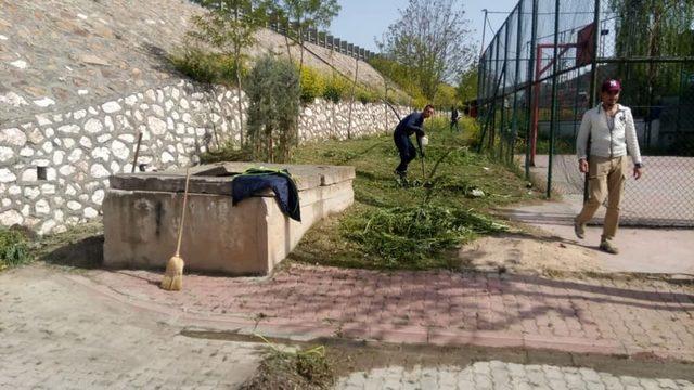 Vezirhan’da çevre düzenleme çalışmaları başladı