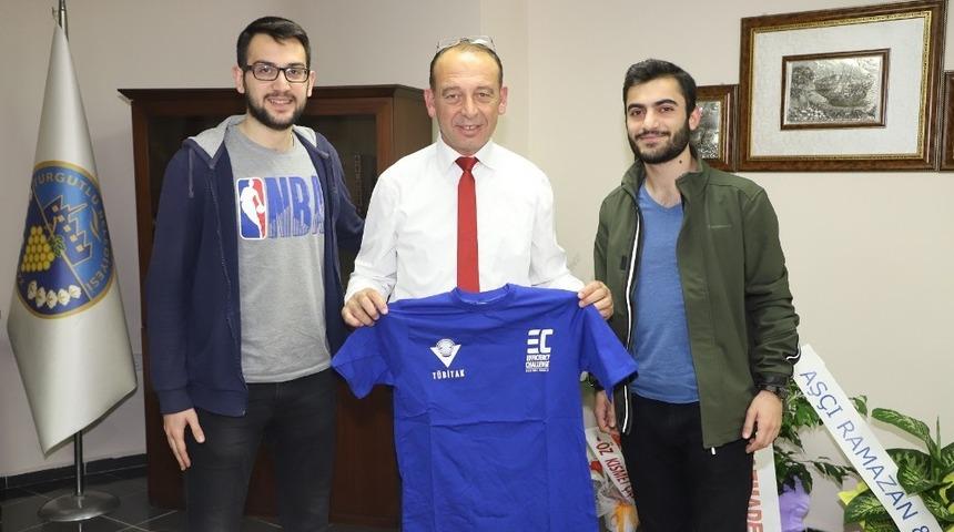 Başkan Akın, halk gününde vatandaşları dinledi