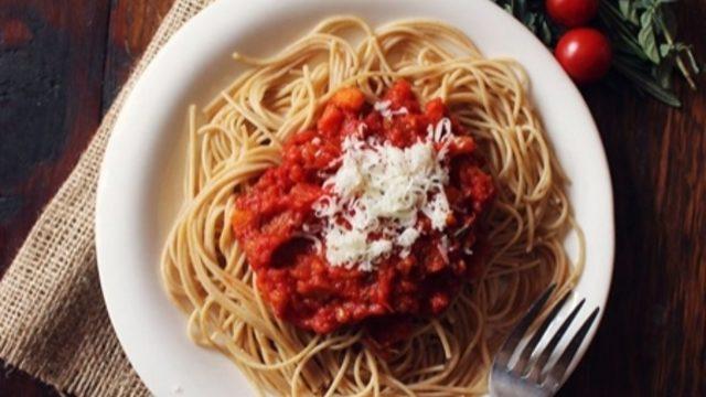 Domatesli Diyet Makarna