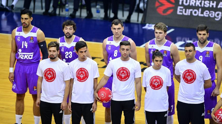 Real Madrid, Felipe Reyes'in s&ouml;zleşmesini uzattı