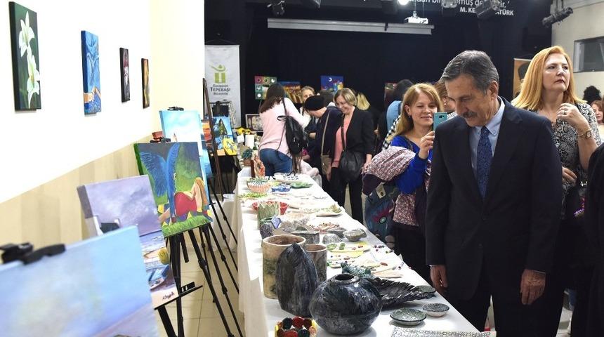 Tepebaşı&rsquo;ndaki kadınlar &uuml;retmeye devam ediyor