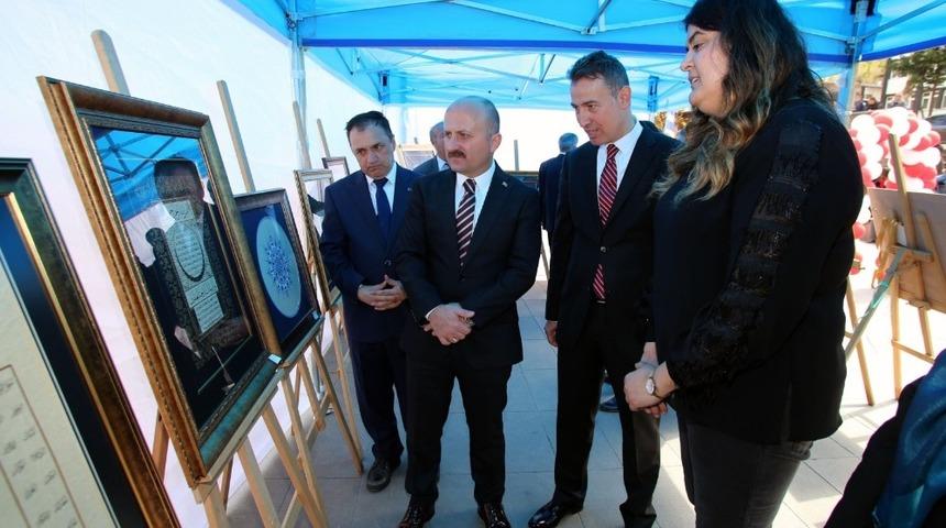 Amasya&rsquo;da h&uuml;sn-i hat ve tezhip sergisi a&ccedil;ıldı