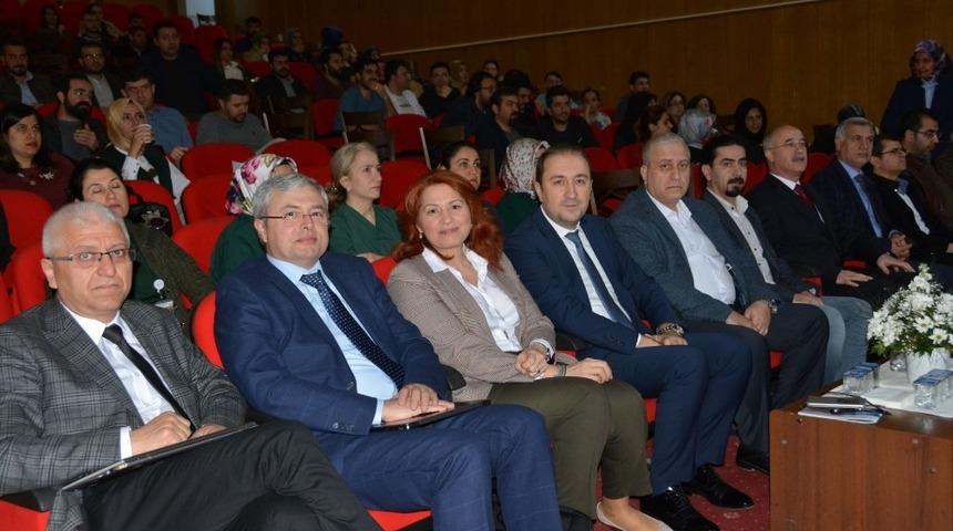 D&Uuml;&rsquo;de temel yoğun bakım kursu