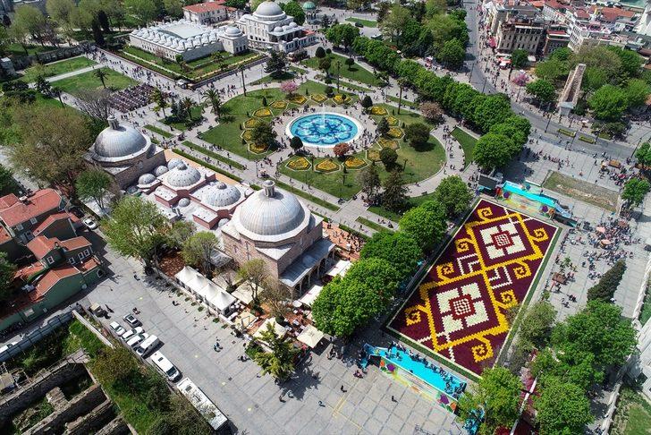 Dünyanın en büyük lale halısı 5. kez hazırlandı G4