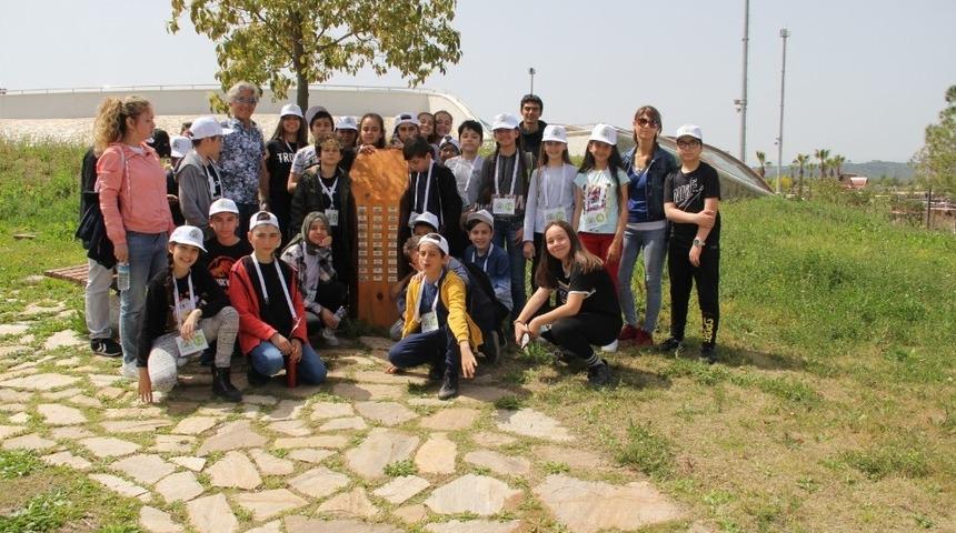 Antalya&rsquo;da  &lsquo;Yeşeren &Ccedil;ocuklar Projesi&rsquo; 800 &ccedil;ocuğa ulaştı