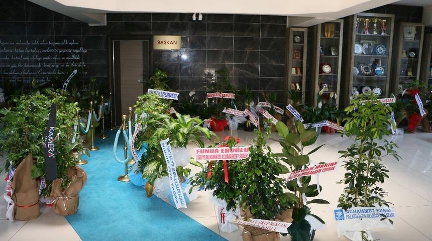 Başkanlık makamından g&ouml;n&uuml;l bah&ccedil;esine