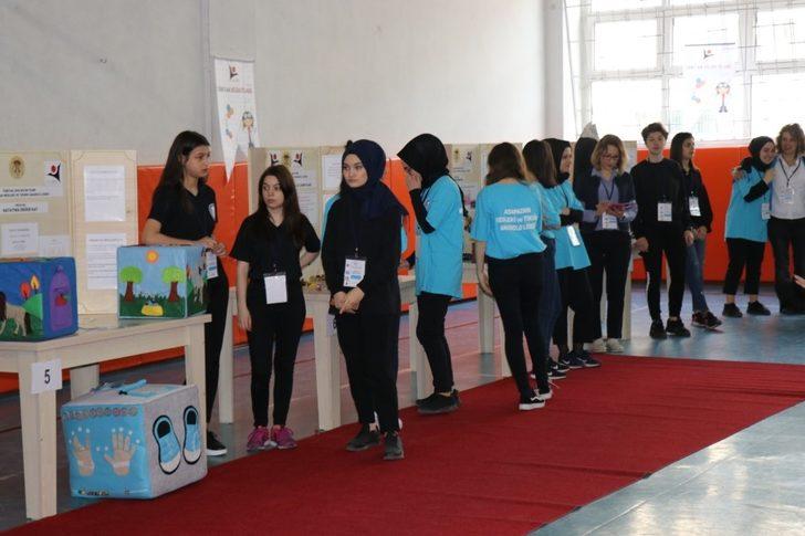 Adapazarı Mesleki ve Teknik Anadolu Lisesi’nde bilim fuarı açıldı G1