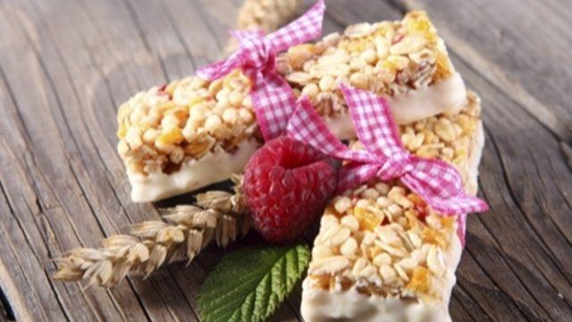 Kuru Meyveli ve Yulaflı Diyet Bar