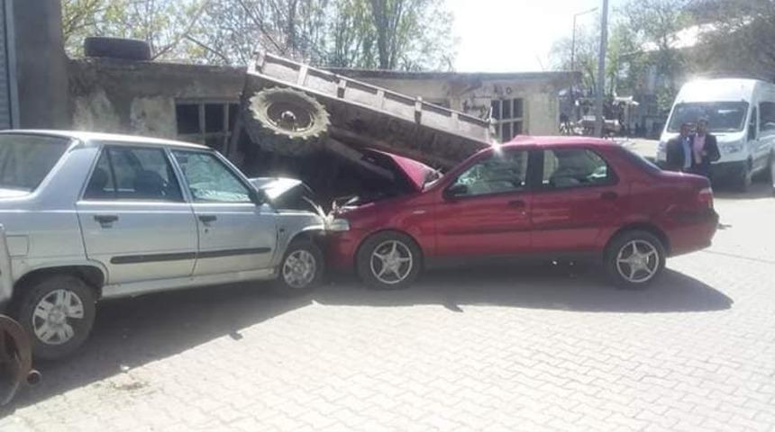 Gerger’de zincirleme kaza