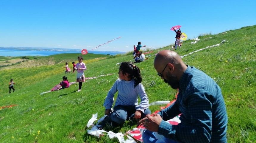 Samsat&rsquo;ta u&ccedil;urtma şenliği