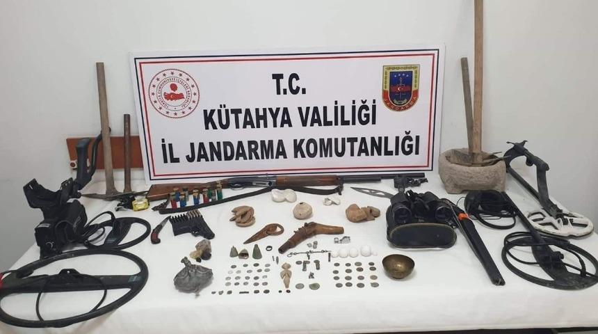 Emet&rsquo;te tarihi eser operasyonu