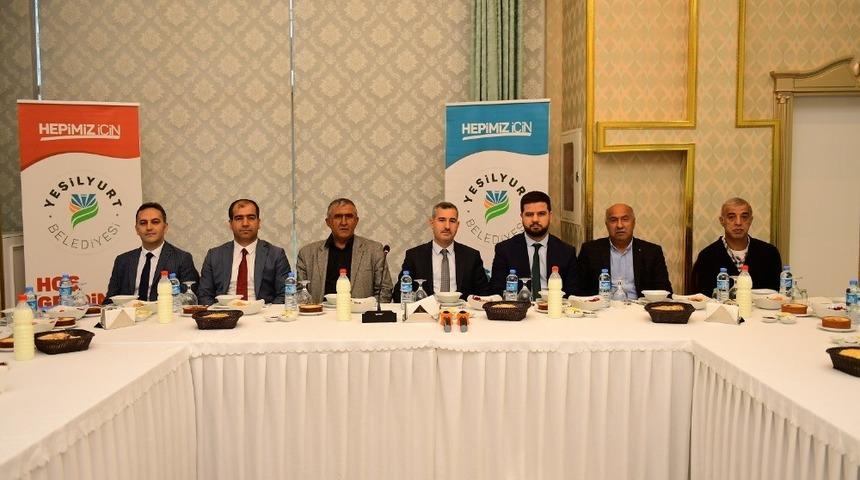 Başkan &Ccedil;ınar Yeşilyurt Belediyespor ekibini ağırladı