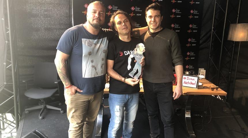 D&ouml;rt X D&ouml;rt grubundan alb&uuml;m m&uuml;jdesi!