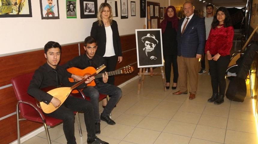 Okulda &lsquo;Aşıklar ve Ozanlar Sokağı&rsquo; a&ccedil;ıldı