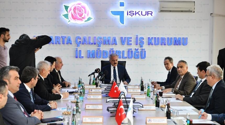 İstihdamda 1 yıllık hedefin y&uuml;zde 36&rsquo;sı kat edildi