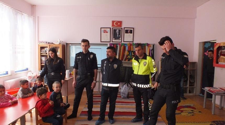 Boyabat Emniyeti ana sınıflarında