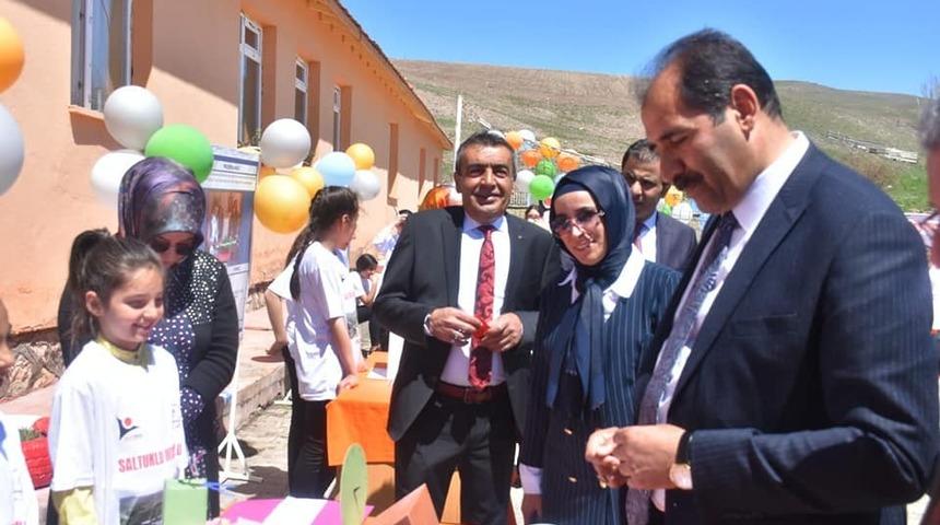 Tercan&rsquo;da Bilim Fuarı a&ccedil;ılışları ger&ccedil;ekleştirildi