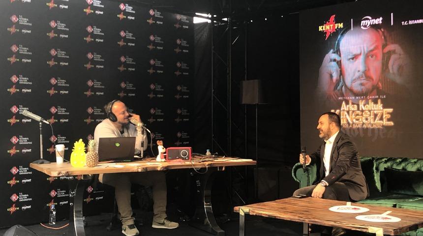 Arka Koltuk King Size programına konuk olan Sinan Bataklar: İngilizce'ye ayak uydurmamız gerekiyor