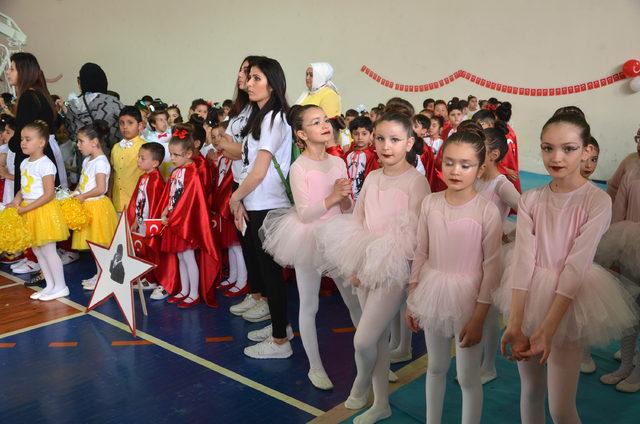 Türkiye’nin en kalabalık ilkokulunda 23 Nisan kutlaması 4 gün sürdü
