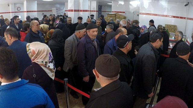 Kombinada kıyma 32, kuşbaşı 35 lira