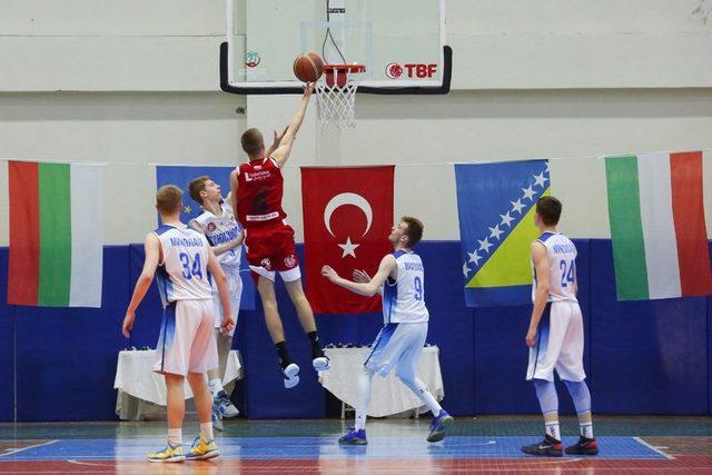 Basketbolun şampiyonu Polonya’nın Lublin takımı oldu