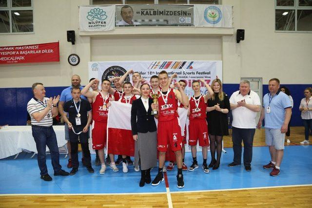 Basketbolun şampiyonu Polonya’nın Lublin takımı oldu